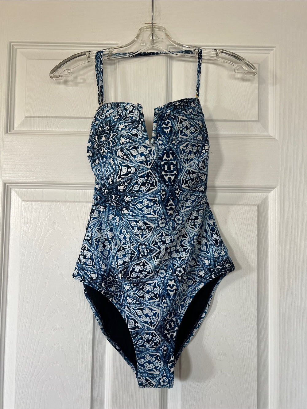 Jessica Simpson Blue Patterned One-Piece Swimsuit with Removable Straps
